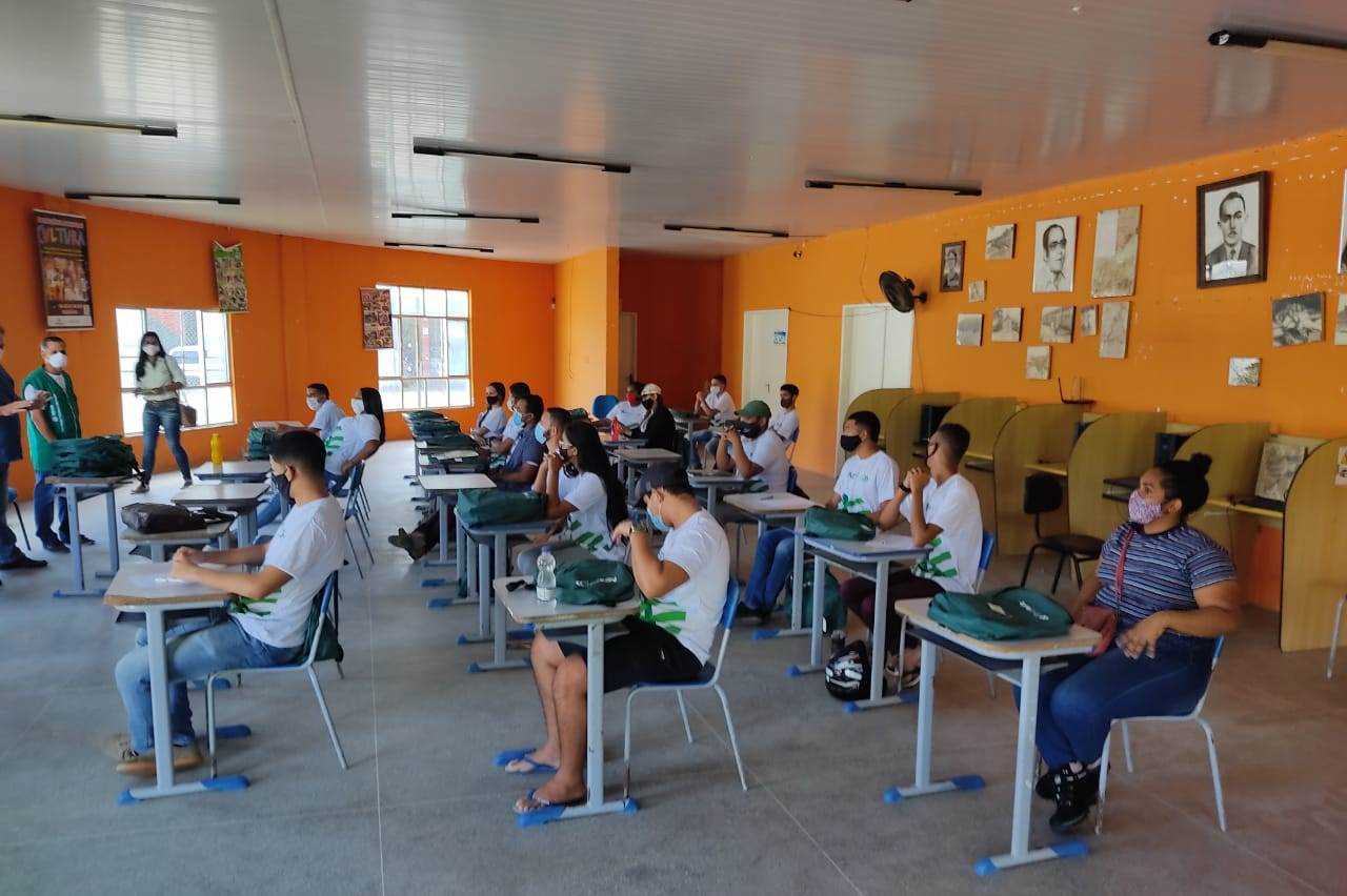 Camacã: Prefeito Paulo do Gás participa da aula inaugural do Programa Agro Jovem Bahia